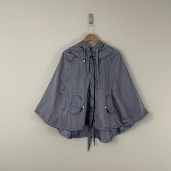Lululemon Wanderful Capelet Gray Hooded Rain Poncho Size S/M - Picture 1 of 7